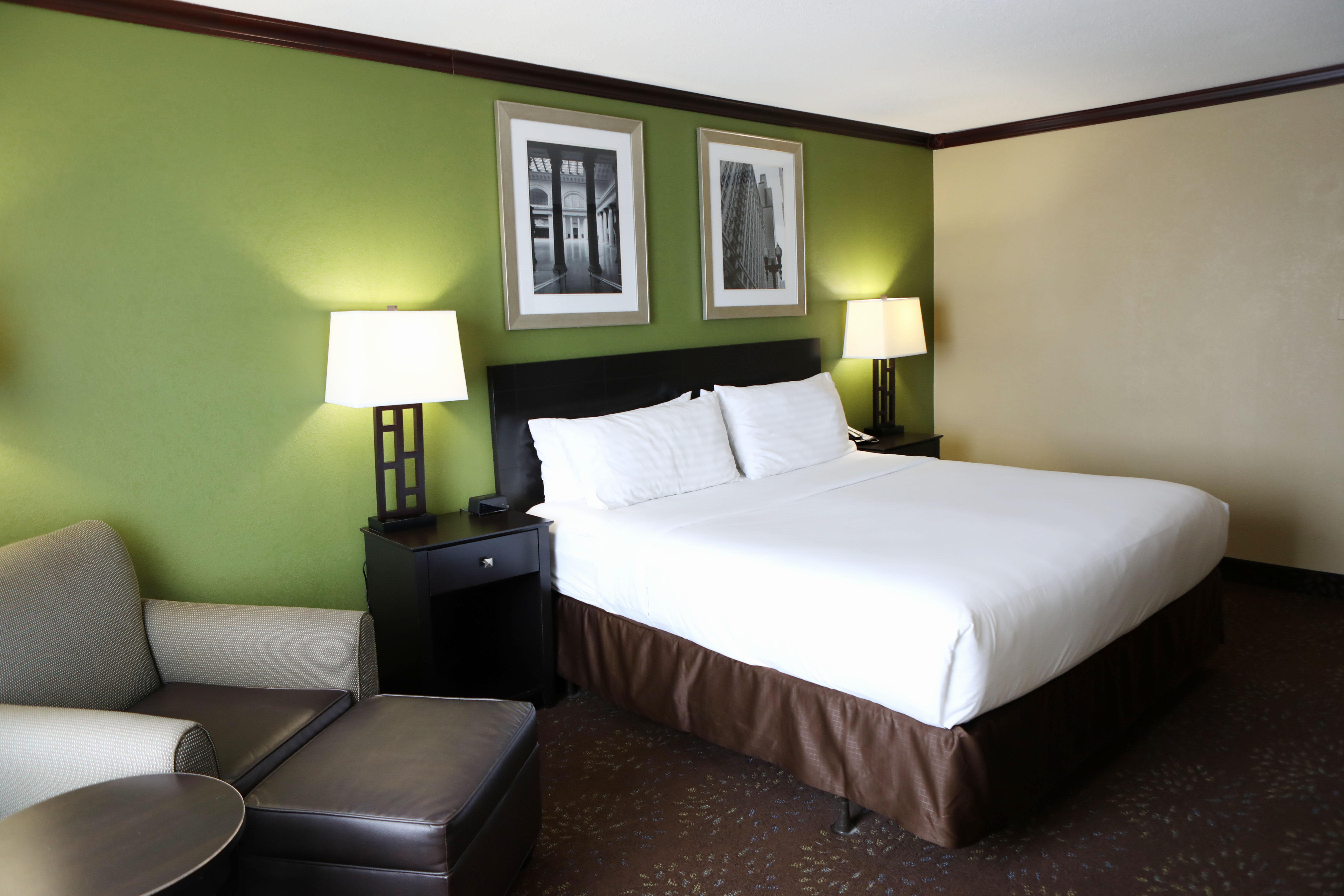 אוקברוק טראס Holiday Inn Chicago/Oak Brook By Ihg מראה חיצוני תמונה