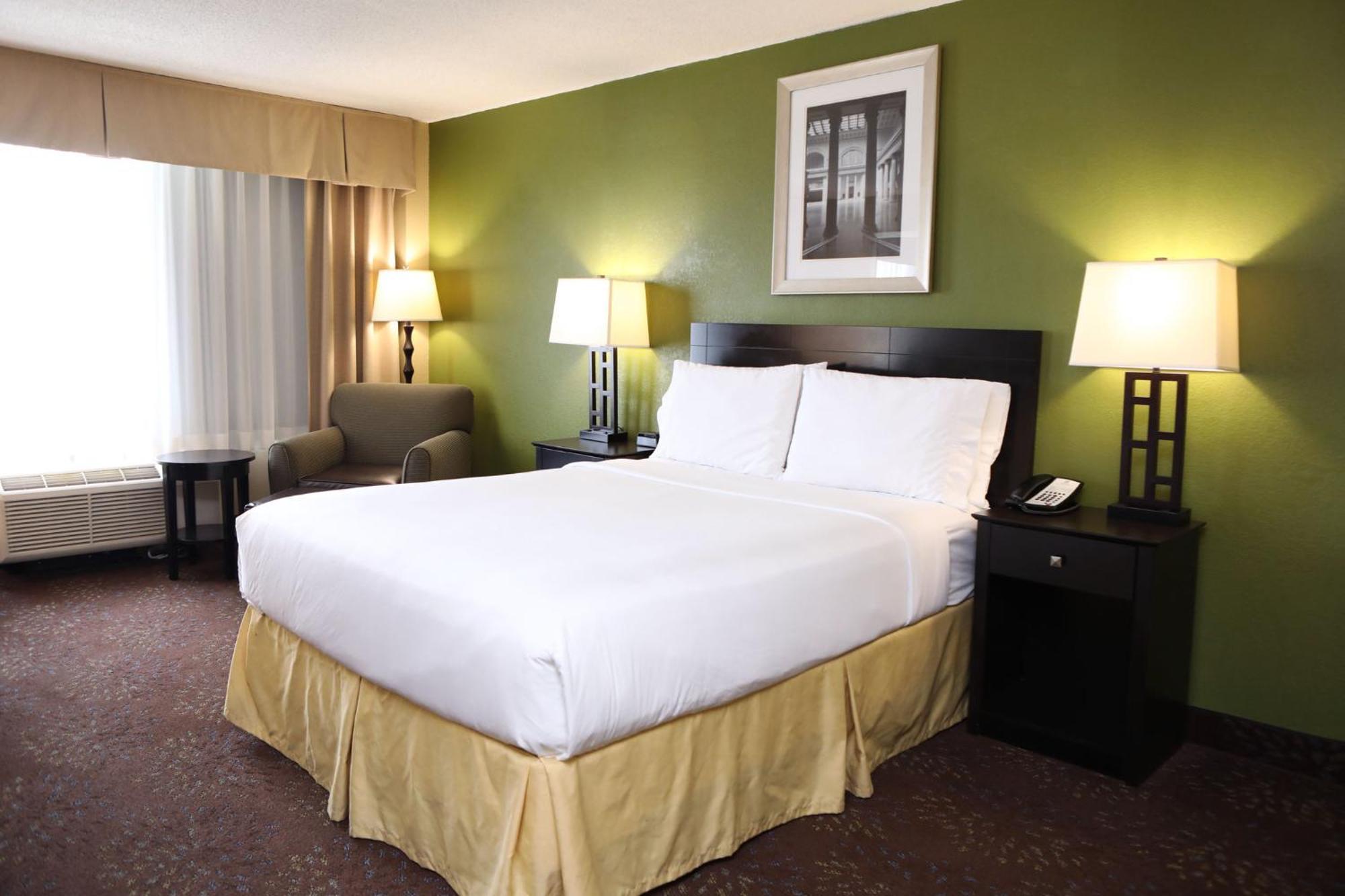 אוקברוק טראס Holiday Inn Chicago/Oak Brook By Ihg מראה חיצוני תמונה