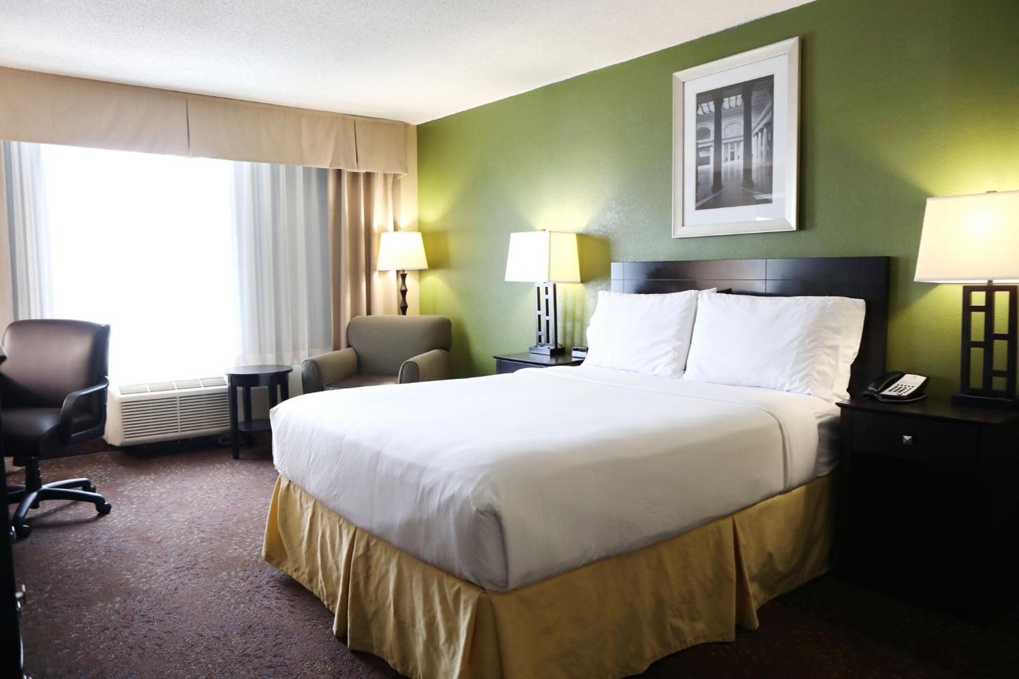 אוקברוק טראס Holiday Inn Chicago/Oak Brook By Ihg מראה חיצוני תמונה